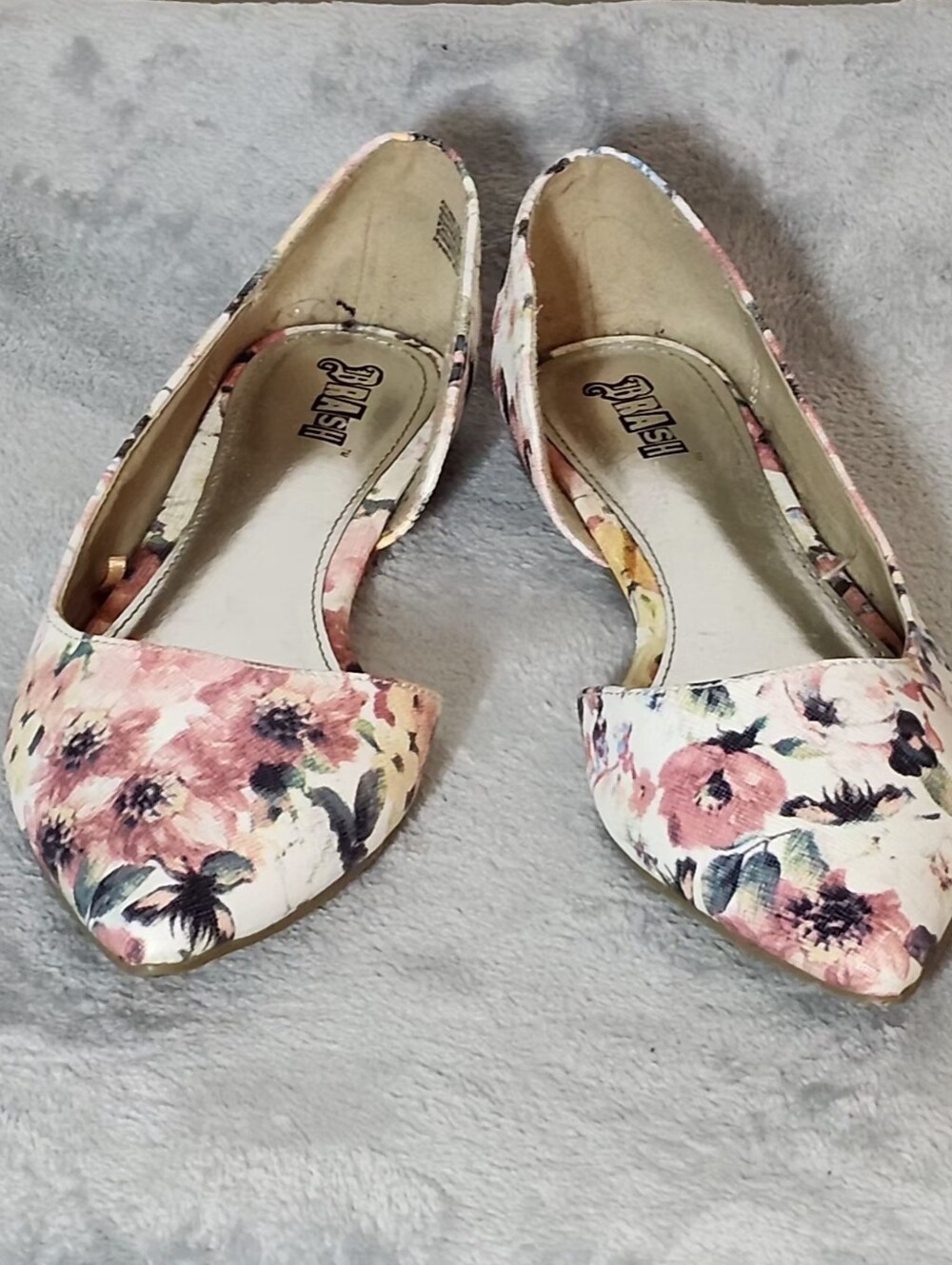 Brash Carissa Pointed-Toe Floral Print Flats – Size 7